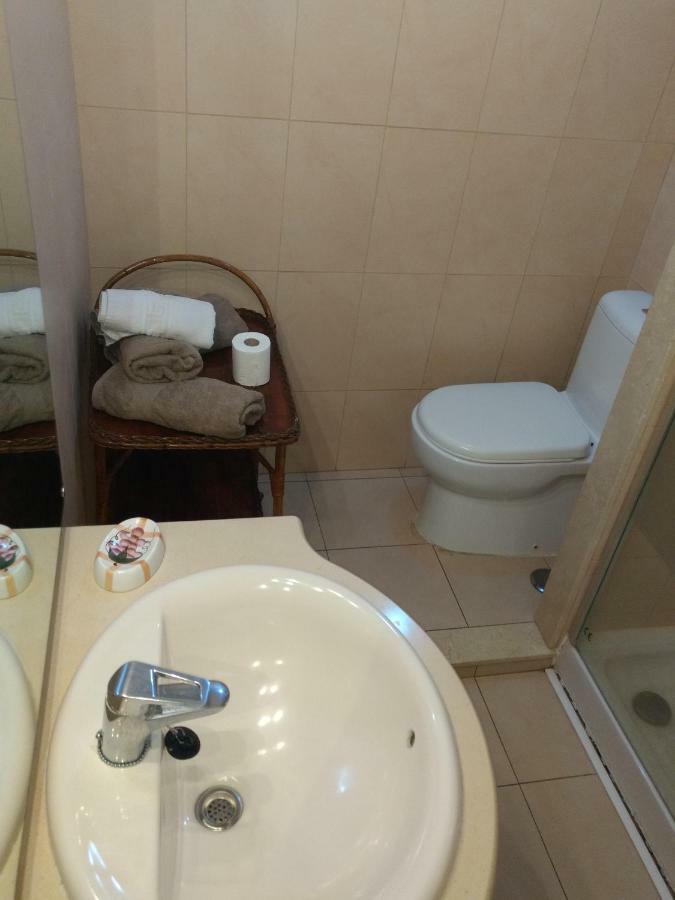 First Line Costa Del Sol Beach Suites Фуэнхирола Экстерьер фото